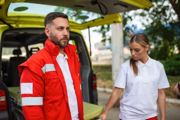 В каких случаях понадобится эвакуатор: помощь от Evak Help