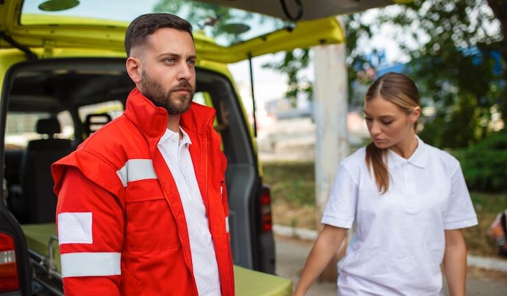 В каких случаях понадобится эвакуатор: помощь от Evak Help