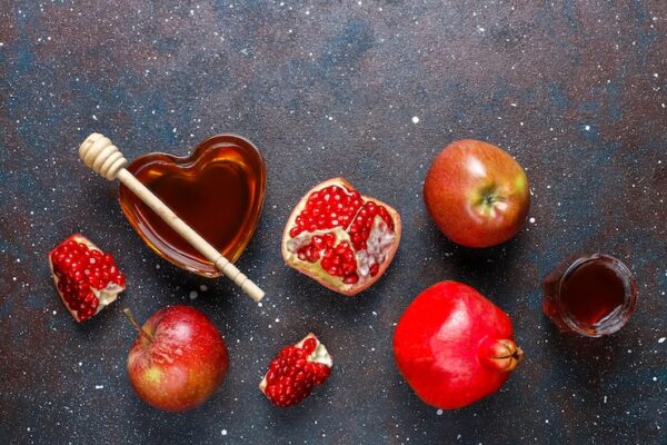Как заготовить черноплодную рябину: 5 проверенных рецептов на зиму